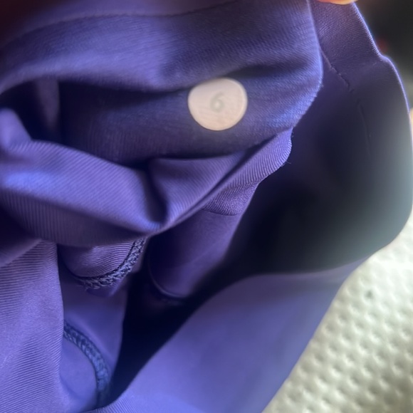 Lululemon Cropped Blue Leggings Capri - Picture 6 of 6